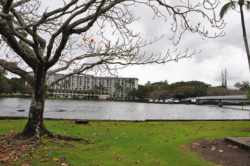 Hilo Hawaiian Hotel