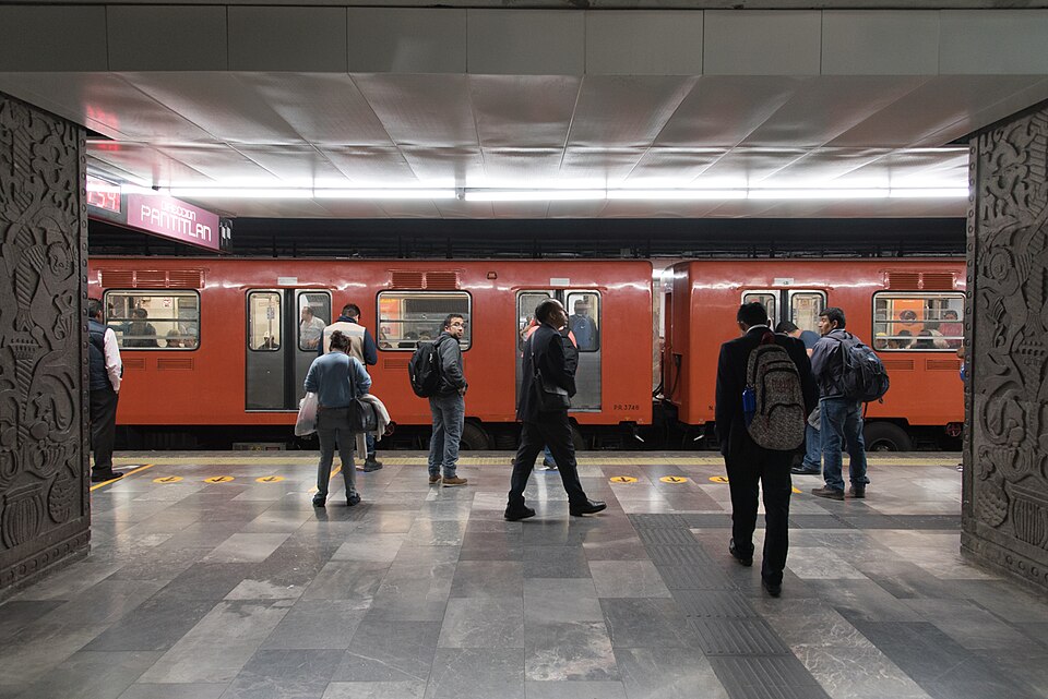 Insurgentes metro station