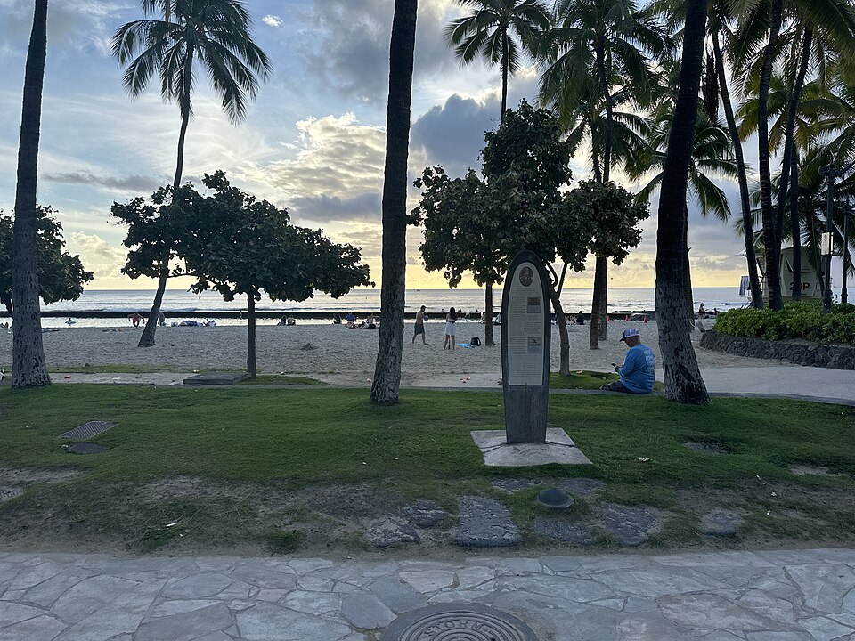 Kūhiō Beach Park
