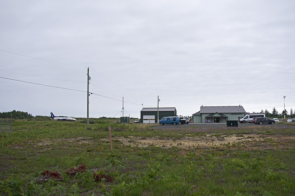 Tofino-Long Beach Airport